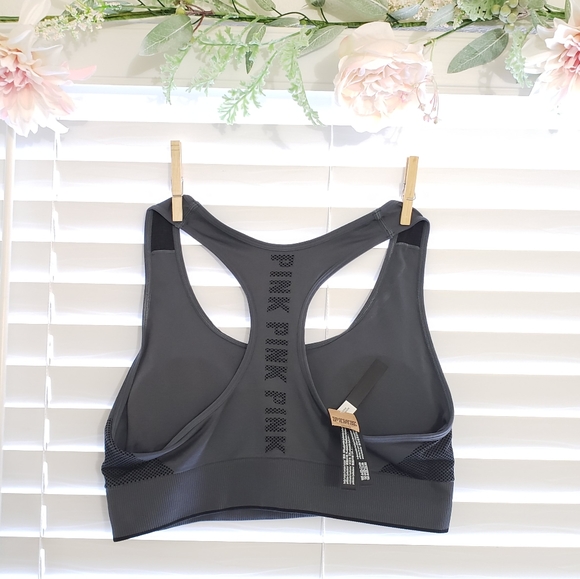 PINK Victoria's Secret Other - PINK Victoria's Secret - Seamless Lightly Lined